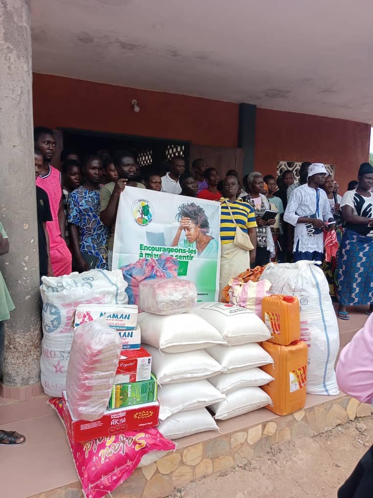 Distribution des kits alimentaires